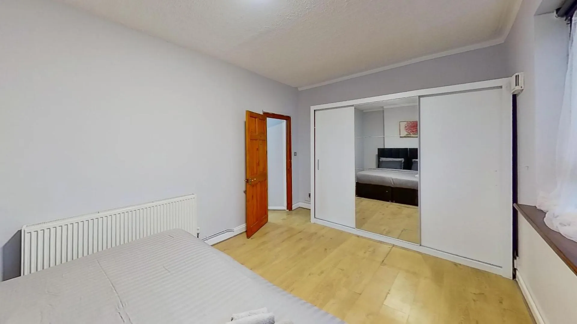 Grand 2 Bed Apartment Belvedere