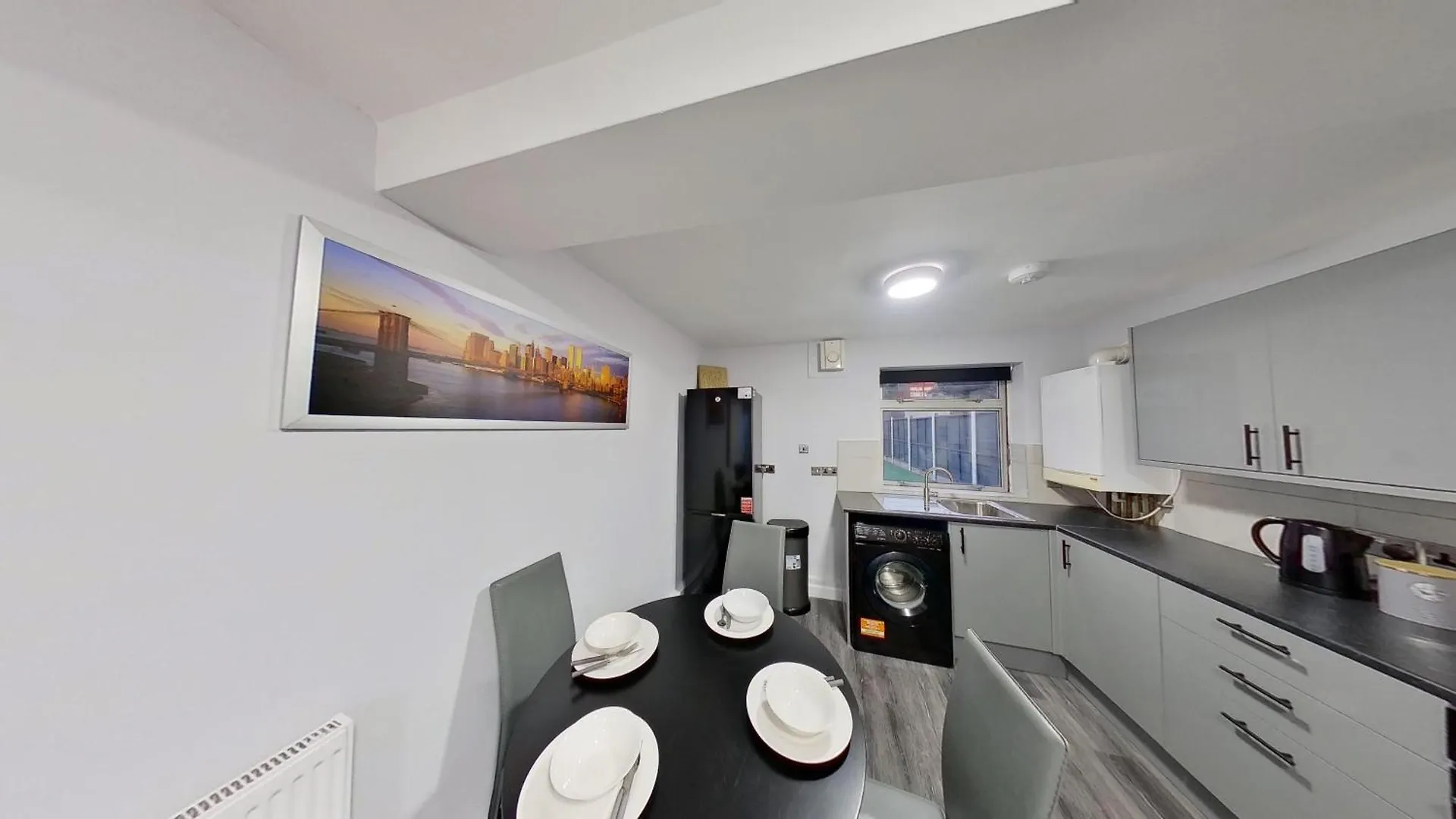 Grand 2 Bed Apartment Belvedere
