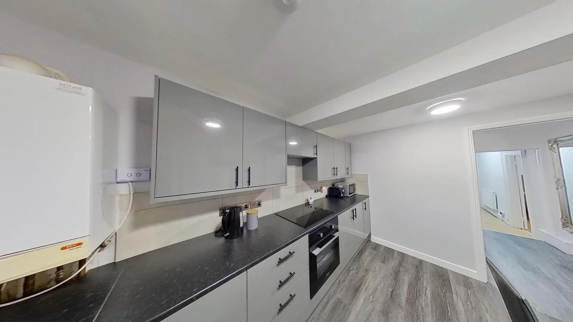 Grand 2 Bed Apartment Belvedere